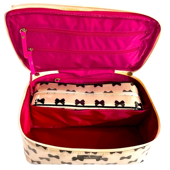 KATE SPADE VINYL COSMETIC TRAVEL CASE - Picture 2 of 14